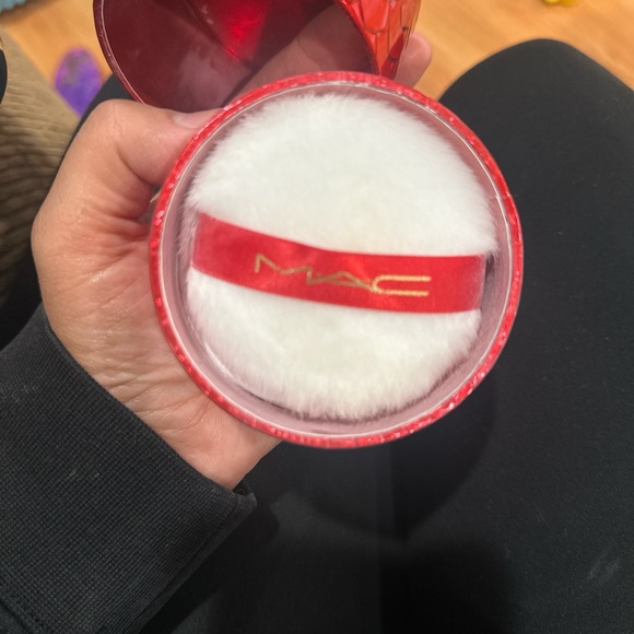 Mac Translucent powder - Picture 3 of 3